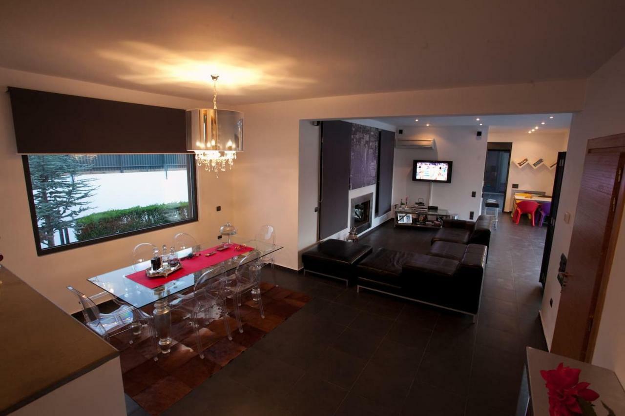 Villa Natasa Lampiri  Экстерьер фото
