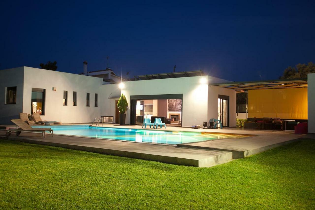 Villa Natasa Lampiri  Экстерьер фото